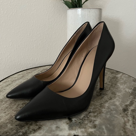 Saks Fifth Avenue Leather Black Pumps - Picture 2 of 11